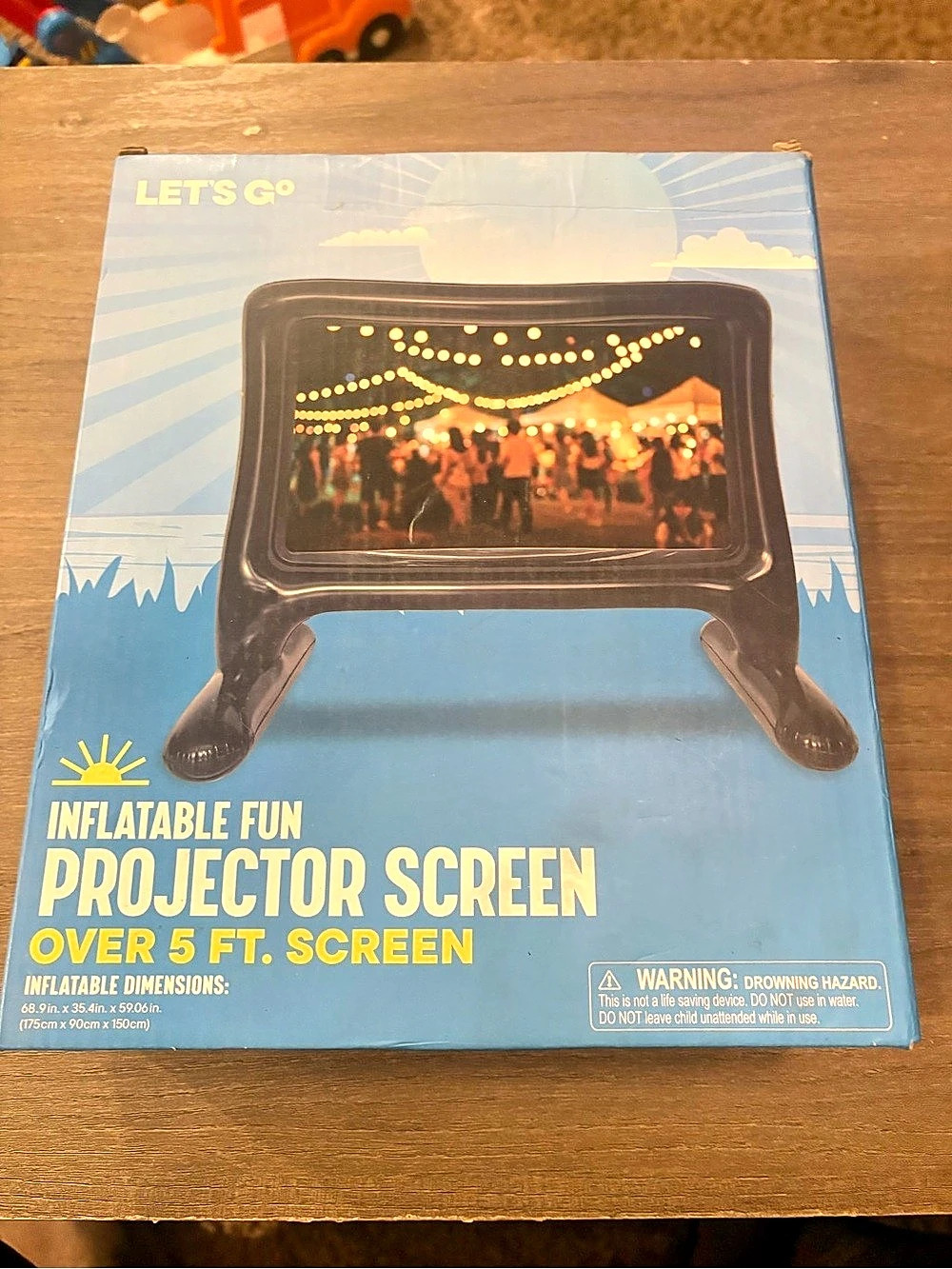 LET'S GO Inflatable Fun Projector Screen Over 5 Ft Projector Screen Like New